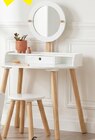 Coiffeuse avec tabouret - Maxi Bazar à Villeurbanne Coiffeuse avec tabouret en promo chez Maxi Bazar Villeurbanne à 39,99 €