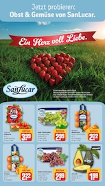 Erdbeeren im REWE Prospekt in Mannheim Aktueller REWE Prospekt mit Erdbeeren, "Dein Markt", Seite 12