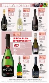 Champagne en promo dans le catalogue Carrefour à la page 17
