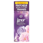 Parfum de linge en perles "Offre Découverte" - LENOR en promo chez Carrefour Market Ivry-sur-Seine à 5,35 €