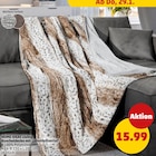 Kuscheldecke mit Lammfellimitat Angebote von HOME IDEAS Living bei Penny Neubrandenburg für 15,99 €