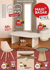 Chaise Angebote im Prospekt "LES COUPS DE COEUR à mini prix !" von Maxi Bazar Chaise Angebote im Prospekt "LES COUPS DE COEUR à mini prix !" von Maxi Bazar auf Seite 1