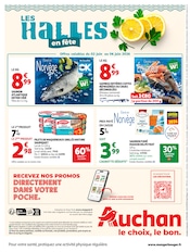 Promos Saumon Fumé dans le catalogue "TOUS DANS LE MATCH" de Auchan Hypermarché Saumon Fumé en promo dans le catalogue Auchan Hypermarché à la page 56