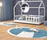 Lit cabane avec barrière en promo chez Maxi Bazar Gonesse à 99,99 €