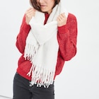 Écharpe à bords franges longues ivoire femme à La Halle dans Listrac-de-Durèze Écharpe à bords franges longues ivoire femme à La Halle dans Listrac-de-Durèze