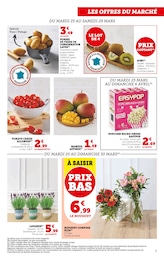 Offre Fruit dans le catalogue U Express du moment à la page 7