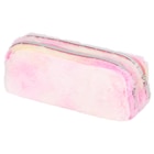 Trousse en peluche - Action en promo chez Action Trousse en peluche - Action dans le catalogue Action