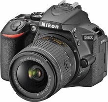 D5600 + AF-P DX 18-55mm VR Spiegelreflexkamera bei Media-Markt in Wuppertal D5600 + AF-P DX 18-55mm VR Spiegelreflexkamera im Angebot bei Media-Markt Wuppertal für 444,00 €