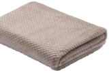 Decke Hedda im Angebot bei Rusta in Kerpen Decke Hedda Angebote bei Rusta Kerpen für 3,99 €
