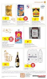 Promos Eau Minérale dans le catalogue "VIVE LA FIN DES VACANCES" de Intermarché Hyper Eau Minérale en promo dans le catalogue Intermarché Hyper à la page 23
