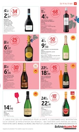 Promos Champagne dans le catalogue "25% DE REMISE IMMÉDIATE OU D'AVANTAGE CARTE" de Intermarché Super Champagne en promo dans le catalogue Intermarché Super à la page 15