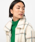 Promo Veste femme en sherpa à carreaux - GEMO à 24,99 € dans le catalogue Gémo à Reichstett