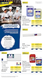 Serviette Angebote im Prospekt "Monatsmenü Mai + Gewinnspiel" von METRO auf Seite 43