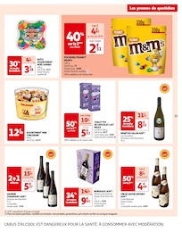 Offre Saumur Champigny dans le catalogue Auchan Hypermarché du moment à la page 33