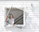Aluminium-Fliegengitterbausatz für Fenster für 18,99 € bei Netto mit dem Scottie im Angebot Aluminium-Fliegengitterbausatz für Fenster im aktuellen Netto mit dem Scottie Prospekt