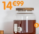 Distributeur en verre et acacia - B&M Distributeur en verre et acacia à 14,99 € dans le catalogue B&M