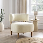 Fauteuil dossier arrondi creme - B&M à Poitiers Fauteuil dossier arrondi creme en promo chez B&M Poitiers à 99,99 €