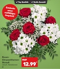 Rosen-Chrysanthemen-Strauß  im aktuellen Kaufland Prospekt für 12,99 €
