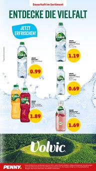 Volvic im Penny Prospekt "Wer günstig will, muss Penny." mit 42 Seiten (Gießen)