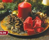 Adventsteller mit 1 Kerze und goldenem Teller  im aktuellen Netto mit dem Scottie Prospekt für 12,99 €