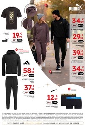 Pantalon Femme Angebote im Prospekt "Pour Noël, offrez leurs marques préférées à petits prix" von Sport 2000 auf Seite 3