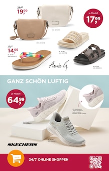 Schuhe im RENO Prospekt "STRAHLEND, LEICHTE SOMMERZEIT" mit 12 Seiten (Remscheid)