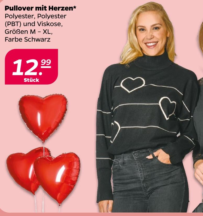 Pullover mit Herzen