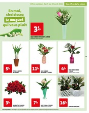Promos Bouquet De Fleurs dans le catalogue "Auchan" de Auchan Hypermarché à la page 21
