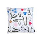 Housse de coussin en promo chez Maisons du Monde Housse de coussin dans le catalogue Maisons du Monde