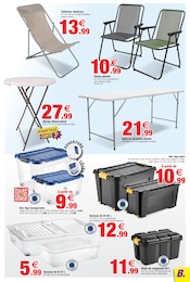 Promos Couches dans le catalogue "Vive les VACANCES !" de Bazarland Couches en promo dans le catalogue Bazarland à la page 3