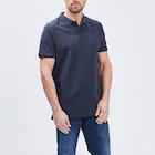 Polo en coton manches courtes bleu marine homme en promo chez La Halle Polo en coton manches courtes bleu marine homme dans le catalogue La Halle