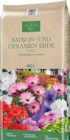 Balkon- und Geranien-Erde – Torffrei im Pflanzen Kölle Prospekt zum Preis von 12,99 €
