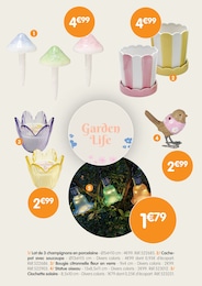 Offre Décoration Noël dans le catalogue B&M du moment à la page 33