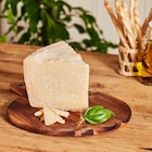 Grana Padano A.O.P. - SANS - Carrefour Grana Padano A.O.P. - SANS à 1,69 € dans le catalogue Carrefour