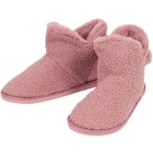 Promo Pantoufles à 4,95 € dans le catalogue Action à Lanester