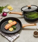 Großraumpfanne mit Deckel oder Bratpfanne im Woolworth Prospekt Großraumpfanne mit Deckel oder Bratpfanne von „Sabatier“ im aktuellen Woolworth Prospekt für 20,00 €