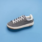 Tennis basses à lacets gris homme à 27,99 € dans le catalogue La Halle
