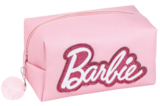 Barbie - Trousse de toilette 3 ans - Barbie dans le catalogue JouéClub