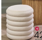 Pouf rangement bouclette Freya dans le catalogue Carrefour