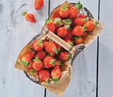 Intermarché Contact Pellegrue - Promo Fraise gariguette label rouge Promo Fraise gariguette label rouge à 3,29 € dans le catalogue Intermarché Contact à Pellegrue