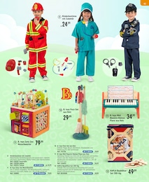Fasching Angebot im aktuellen Smyths Toys Prospekt auf Seite 43