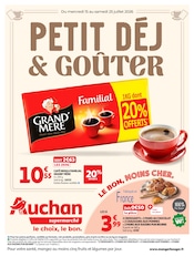 Promos Café dans le catalogue "PETIT DÉJ & GOÛTER" de Auchan Supermarché Café en promo dans le catalogue Auchan Supermarché à la page 1