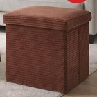 Coffre pouf pliable Scott velours côtelé - Maxi Bazar Coffre pouf pliable Scott velours côtelé à 14,99 € dans le catalogue Maxi Bazar