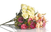 Künstlicher Blumenstrauß* bei NETTO mit dem Scottie in Falkensee Künstlicher Blumenstrauß* im Angebot bei NETTO mit dem Scottie Falkensee für 2,00 €