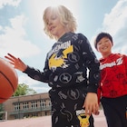 Sweat hoodie Pokémon Pikachu noir garçon en promo chez La Halle Saintes à 18,19 €