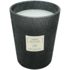 Action Lagarrigue - Promo Bougie parfumée avec paillettes XL Promo Bougie parfumée avec paillettes XL à 3,99 € dans le catalogue Action à Lagarrigue