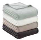Kuscheldecke KUSCHELIX im Angebot bei mömax in Langenhagen Kuscheldecke KUSCHELIX Angebote bei mömax Langenhagen für 9,99 €