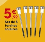 Set de 5 torches solaires en promo chez Maxi Bazar Set de 5 torches solaires dans le catalogue Maxi Bazar