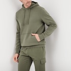 Sweat molleton à capuche hoodie vert kaki homme en promo chez La Halle Sweat molleton à capuche hoodie vert kaki homme dans le catalogue La Halle