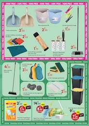 Offre Vêtements dans le catalogue Maxi Bazar du moment à la page 15